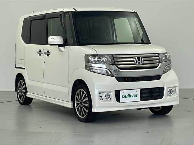 ホンダ Ｎ ＢＯＸ カスタム G ターボSSパッケージ 岐阜県 2014(平26)年 11.6万km プレミアムホワイトパール 衝突被害軽減システム/フリップダウンモニター/純正ナビ/Bluetooth/フルセグTV/CD/DVD/SD/クルーズコントロール/両側パワースライドドア/バックカメラ/スマートキー/プッシュスタート/純正アルミホイール/純正フロアマット/ETC/社外ドアバイザー