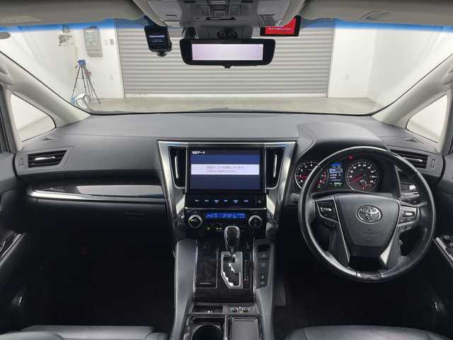 トヨタ アルファード S Cパッケージ 三重県 2018(平30)年 5.1万km ホワイトパールクリスタルシャイン 禁煙車　/純正１０インチＳＤナビ　/バックカメラ/サンルーフ　/純正１２．１インチフリップダウンモニター　/デジタルインナーミラー　/純正ビルトインＥＴＣ2.0/トヨタセーフティセンス　/衝突軽減ブレーキ/車線逸脱防止装置/ブラインドスポットモニター/100V充電/前後クリアランスソナー/前席シートベンチレーション　/ワイヤレス充電