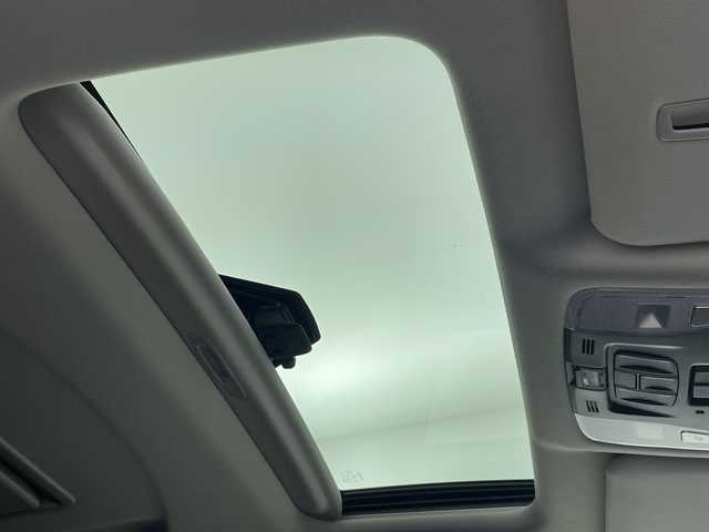 トヨタ アルファード S Cパッケージ 三重県 2018(平30)年 5.1万km ホワイトパールクリスタルシャイン 禁煙車　/純正１０インチＳＤナビ　/バックカメラ/サンルーフ　/純正１２．１インチフリップダウンモニター　/デジタルインナーミラー　/純正ビルトインＥＴＣ2.0/トヨタセーフティセンス　/衝突軽減ブレーキ/車線逸脱防止装置/ブラインドスポットモニター/100V充電/前後クリアランスソナー/前席シートベンチレーション　/ワイヤレス充電