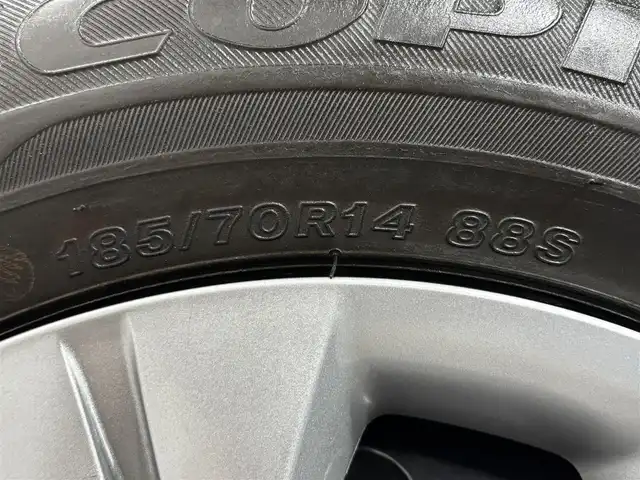 日産 ノート e－パワー X 大阪府 2018(平30)年 0.2万km ブリリアントホワイトパール 純正ナビＴＶ　ＥＴＣ　バックカメラ　全方位カメラ　電動格納ミラー　レーンアシスト　オートライト　オートマチックハイビーム　ＬＥＤヘッドライト　純正アルミホイール　スマートキー　クリアランスソナー