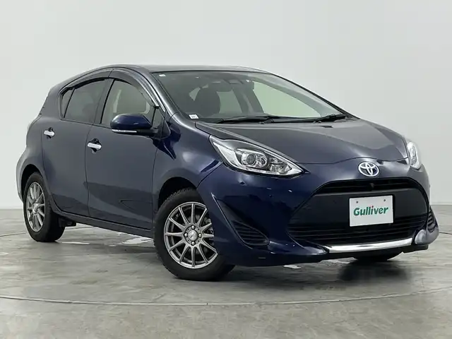 トヨタ アクア S スタイルブラック 群馬県 2020(令2)年 0.4万km ダークブルーマイカ 純正ナビ　全周囲カメラ　ＥＴＣ　衝突被害軽減ブレーキ　車線逸脱警報　オートマチックハイビーム　ドライブレコーダー　クリアランスソナー　ＬＥＤヘッドライト　スマートキー　プッシュスタート　禁煙車