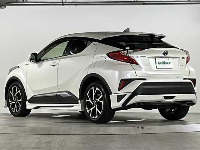 トヨタ Ｃ－ＨＲ G 愛知県 2017(平29)年 1.2万km ホワイトパールクリスタルシャイン 禁煙/ワンオーナー /モデリスタエアロ /トヨタセーフティセンスP/純正ナビ/CD/DVD/DTV/Bluetooth/バックカメラ/レーダークルーズコントロール/クリアランスソナー /BSM/LDA/オートマチックハイビーム /オートライト/純正18インチアルミホイール/ハーフレザーシート /シートヒーター /スマートキー/スペアキー /プッシュスタート /純正フロアマット/保証書・取扱説明書