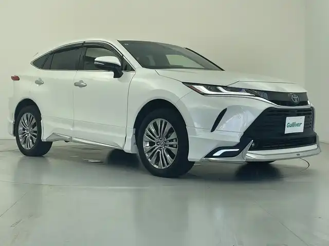 トヨタ ハリアー ハイブリッド Z レザーパッケージ 愛知県 2021(令3)年 2.9万km ホワイトパールクリスタルシャイン モデリスタエアロ/JBLサウンドシステム/１２．３インチディスプレイオーディオ/・Miracast/・Bluetooth/・フルセグTV/トヨタセーフティセンス/・プリクラッシュセーフティ/・レーントレースアシスト/・レーダークルーズコントロール/・ブラインドスポットモニター/・ロードサインアシスト/全方位カメラ/ビルトインETC/デジタルインナーミラー/前後ドライブレコーダー/シートベンチレーション/ステアリングヒーター/パワーシート/パワーバックドア