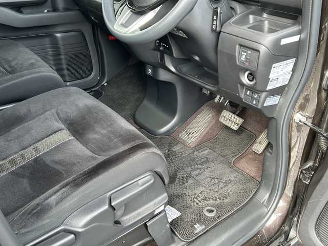 ホンダ Ｎ ＢＯＸ カスタム G EX ホンダセンシング 石川県 2018(平30)年 3.3万km プレミアムグラマラスブロンズP 4WD/ワンオーナー/ホンダセンシング/・衝突軽減ブレーキ/・誤発進抑制機能/・レーンキープアシスト/・クルーズコントロール/純正メモリーナビゲーション/【Bluetooth・CD・DVD・SD・フルセグTV】/型番：VXM-194VFI/片側パワースライドドア/USB入力端子/LEDヘッドライト/・オートライト/・フォグランプ/エンジンプッシュスタート/・スマートキー/・スペアキー/ステアリングリモコン/ビルトインETC/純正AWサマータイヤ車載/純正フロアマット/保証書/取扱説明書/記録薄