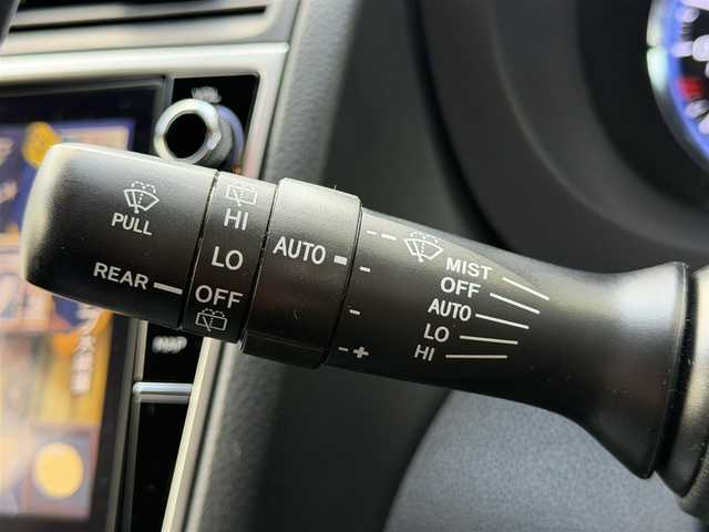 スバル レヴォーグ 1．6GTアイサイト スマートED 兵庫県 2019(令1)年 4.1万km クリスタルホワイトP 4WD/純正ナビ（CN-LX840D）/　　（AM/FM/CD/DVD/BT/SD)/フルセグTV/バックカメラ/ステアリングリモコン/パドルシフト/レーダークルーズコントロール/レーンキープアシスト/衝突軽減被害システム/横滑り防止装置/ブラインドスポットモニター/アイドリングストップ/電動パーキングブレーキ/ビルドインETC/運転席パワーシート/前席シートヒーター/純正フロアマット/トノカバー/ドアバイザー/コーナーセンサー/LEDヘッドライト/純正アルミ17インチ