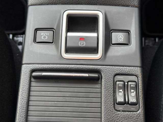 スバル レヴォーグ 1．6GTアイサイト スマートED 兵庫県 2019(令1)年 4.1万km クリスタルホワイトP 4WD/純正ナビ（CN-LX840D）/　　（AM/FM/CD/DVD/BT/SD)/フルセグTV/バックカメラ/ステアリングリモコン/パドルシフト/レーダークルーズコントロール/レーンキープアシスト/衝突軽減被害システム/横滑り防止装置/ブラインドスポットモニター/アイドリングストップ/電動パーキングブレーキ/ビルドインETC/運転席パワーシート/前席シートヒーター/純正フロアマット/トノカバー/ドアバイザー/コーナーセンサー/LEDヘッドライト/純正アルミ17インチ