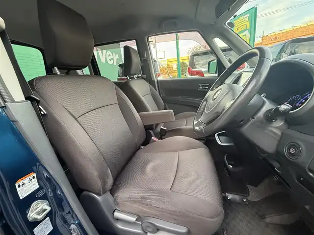 スズキ ソリオ S 千葉県 2013(平25)年 10.5万km グレースブルーパールメタリック 純正SDナビ/(フルセグTV/CD/DVD/Bluetooth)/バックカメラ/両側パワースライドドア/純正アルミホイール/純正フロアマット/オートライト/純正サイドバイザー/横滑り防止装置/ラインカーミラー/スマートキー/プッシュエンジンスタート/保証書取説あり