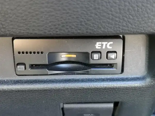 スズキ スペーシア HYBRID X 茨城県 2019(令1)年 4万km ツールグリーンパールメタリック/ブラック2トーン 衝突軽減ブレーキ/後コーナーセンサー/社外ナビ（フルセグTV/Bluetooth/CD/DVD/両側パワースライドドア/シートヒーター/ETC/ドラレコ/ルーフレール