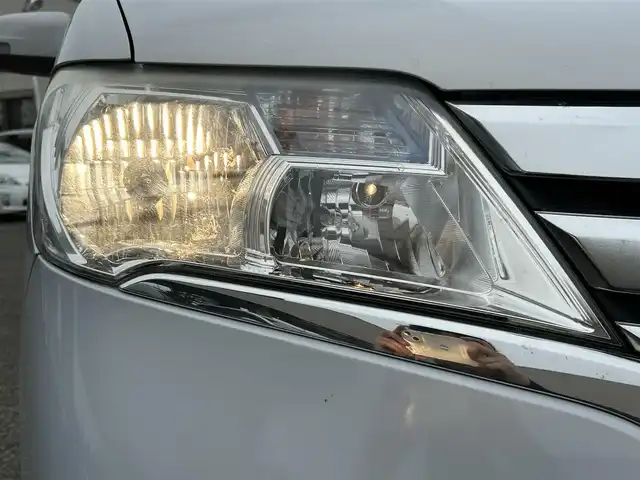 日産 セレナ ハイウェイスター Sハイブリッド 宮城県 2012(平24)年 8.5万km エターナルスノーホワイト 純正ディーラーナビ/TV(ワンセグ)/CD/AM・FM/SD/ipod/AUX/左側パワースライドドア/横滑り防止/３列シート/オートライト/ETC/スマートキー/スペアキー×1/車外アルミスタッドレス15インチ
