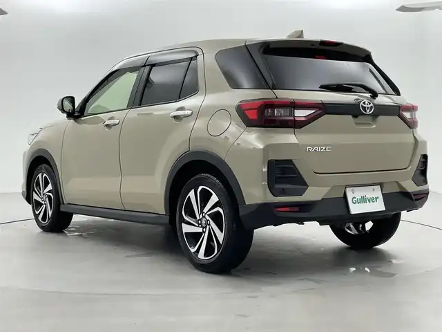 トヨタ ライズ Z 福井県 2022(令4)年 1.8万km ナチュラルベージュマイカM 4WD/純正ディスプレイオーディオ/【FM/AM/BT/フルセグTV/ Androidauto/HDMI】/全方位カメラ/衝突軽減ブレーキ/BSM/アダプティブクルーズコントロール/コーナーセンサー/オートホールド/前席シートヒーター/ETC2.0/アイドリングストップ/横滑り防止装置
