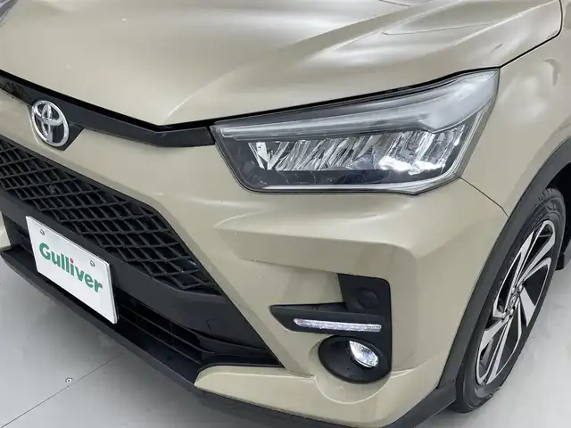 トヨタ ライズ Z 福井県 2022(令4)年 1.8万km ナチュラルベージュマイカM 4WD/純正ディスプレイオーディオ/【FM/AM/BT/フルセグTV/ Androidauto/HDMI】/全方位カメラ/衝突軽減ブレーキ/BSM/アダプティブクルーズコントロール/コーナーセンサー/オートホールド/前席シートヒーター/ETC2.0/アイドリングストップ/横滑り防止装置