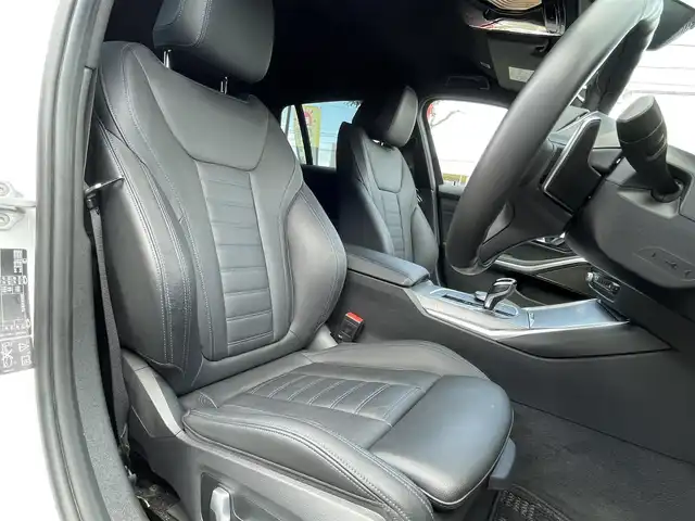 ＢＭＷ Ｍ３４０ｉ xDriveツーリング 長野県 2020(令2)年 4万km パール ４WD/純正ナビ/・Bluetooth/TV/360度バックカメラ/純正ETC/ドライブレコーダー/前席パワーシート/運転席メモリパワーシート/レザーシート/前席シートヒーター/純正フロアマット/純正19インチAW/前後コーナーセンサー/BSM/カードキー/パドルシフト/アイドリングストップ/クルーズコントロール追走あり/スマートキー/スペアキー有/スタッドレス積み込み/取り扱い説明書/保証書