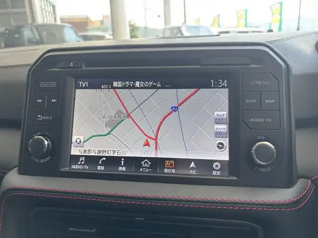 日産 ＧＴ－Ｒ ブラックエディション 京都府 2017(平29)年 0.6万km ブリリアントホワイトパール フェニックスパワーフロントスポイラー/純正サイドスポイラー/ニスモ20インチアルミホイール/ニスモステアリング/RH9マフラー（純正マフラー有り）/RECARO製ブラック/レッドコンビ革シート/BOSEサウンドシステム/純正メモリーナビ、地デジ、Bluetooth/パドルシスト/バックカメラ/前席シートヒーター/前席パワーシート/保証書/取扱説明書/記録簿H30、R2、R4、R7有り