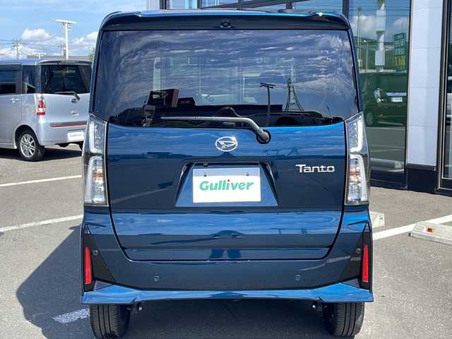 ダイハツ タント カスタム RS 道東・釧路十勝 2025(令7)年 0.8万km レーザーブルークリスタルシャイン ・4WD/・純正SDナビ/（iPod・FM・AM・BT・CD・DVD・フルセグ）/・バックカメラ/全方位カメラ/・両側パワースライドドア/・純正前方ドライブレコーダー/・ハーフレザーシート/・前席シートヒーター/・TRC/・リアパーキングセンサー/・衝突軽減システム/・車線逸脱警報/・横滑り防止/・LEDヘッドライト/・フォグライト/・オートマチックハイビーム/・オートブレーキホールド/・オートライト/・アイドリングストップ/・革巻きステアリング/・ステアリングスイッチ/・電格ウィンカーミラー/・スマートキー/・プッシュスタート
