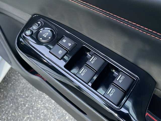 ホンダ ジェイド RS ホンダセンシング 山口県 2018(平30)年 6万km プラチナホワイトパール 純正メモリナビ/Bluetooth/フルセグTV/バックカメラ/LEDヘッドライト/オートライト/レーンキープアシスト/衝突軽減ブレーキ/横滑り防止装置/スマートキー＆プッシュスタート/社外レーダー探知機/社外デジタルインナーミラー/車高調/社外シートカバー/クルーズコントロール/ステアリングスイッチ/ビルトインETC/HDMI入力端子/パドルシフト/保証書・取説/スペアキー1個