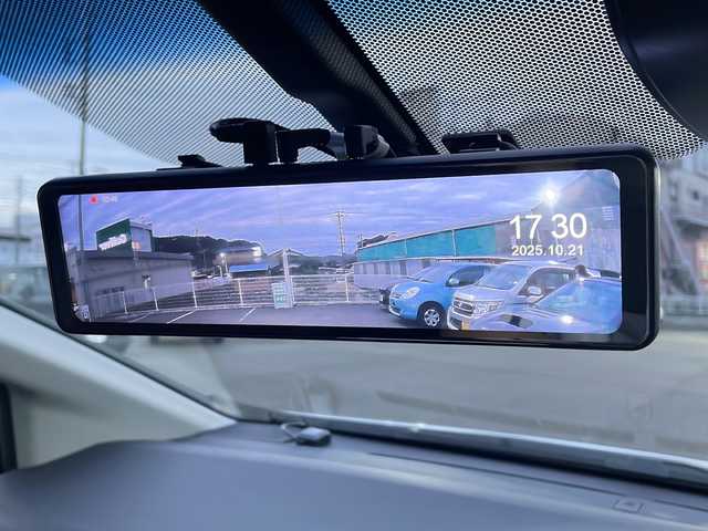 ホンダ ジェイド RS ホンダセンシング 山口県 2018(平30)年 6万km プラチナホワイトパール 純正メモリナビ/Bluetooth/フルセグTV/バックカメラ/LEDヘッドライト/オートライト/レーンキープアシスト/衝突軽減ブレーキ/横滑り防止装置/スマートキー＆プッシュスタート/社外レーダー探知機/社外デジタルインナーミラー/車高調/社外シートカバー/クルーズコントロール/ステアリングスイッチ/ビルトインETC/HDMI入力端子/パドルシフト/保証書・取説/スペアキー1個