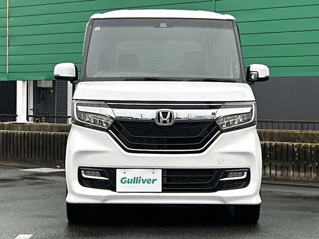 ホンダ Ｎ ＢＯＸ カスタム G L ターボ ホンダセンシング 茨城県 2018(平30)年 2.7万km プラチナホワイトパール 純正インターナビ（SD/AM/FM/Bluetooth接続/USB/CD/DVD/TV）/バックカメラ/純正ビルトインETC/スマートキー/クルーズコントロール/ステアリングボタン/充電ソケット/両側パワースライドドア/ハーフレザーシート/純正フロアマット/後側コーナーセンサー/レーンキープアシスト/純正15インチアルミホイール/横滑り防止装置/衝突被害軽減システム