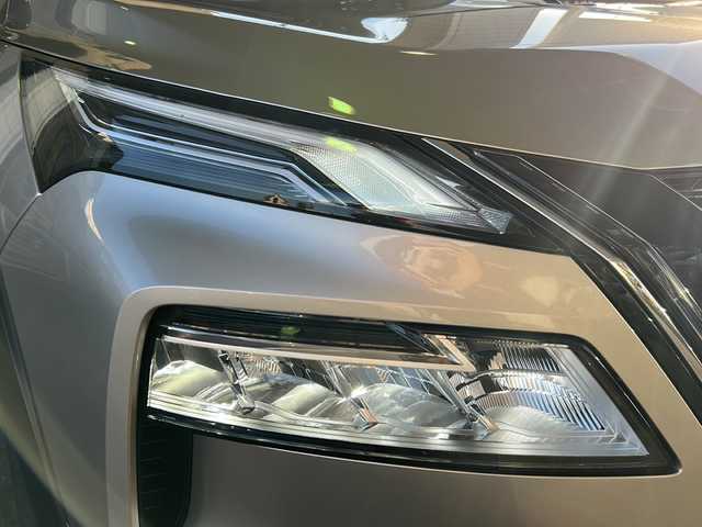 日産 エクストレイル G e－4ORCE 京都府 2024(令6)年 1.7万km ゴールド ワンオーナー　/ナッパ茶革シート　/サンルーフ　/ルーフレール/全方位カメラ　/プロパイロット　/e-Pedal /パーキングアシスト/ダウンヒルアシストコントロール/１２．３インチ純正ディスプレイオーディオナビ　/フルセグTV/Bluetooth/AppleCarPlay/USB接続/置くだけ充電/ＨＵＤ　/禁煙　/デジタルインナーミラー /純正前後ドライブレコーダー/メモリーシート /前席パワーシート/シートヒーター/LEDヘッドライト/オートライト/オートマチックハイビーム/電動リアゲート/純正AW19インチ/Wエアバッグ/カーテンエアバッグ/ETC2.0