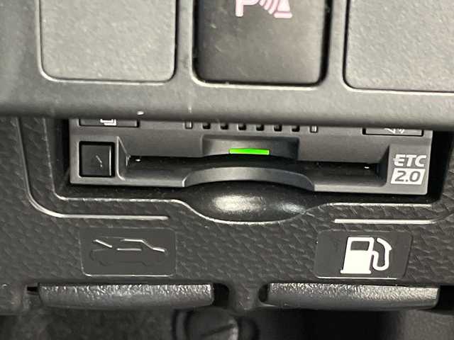 トヨタ ルーミー カスタムG－T 群馬県 2020(令2)年 1.2万km クールバイオレットクリスタルシャイン 純正ナビ　バックカメラ　アダプティブクルーズコントロール　衝突被害軽減ブレーキ　レーンアシスト　クリアランスソナー　両側電動スライドドア　革巻きステアリング　革巻きシフト　LEDヘッドライト　禁煙車