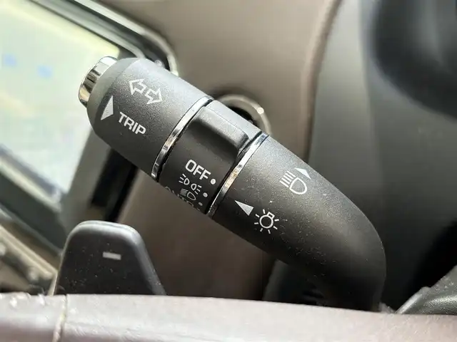 ジャガー ＸＪ プレミアムラグジュアリー 愛知県 2017(平29)年 4.7万km アルティメットブラック 純正ナビ(フルセグ/BT/USB/DVD/CD/AM/FM)/サンルーフ/アラウンドビューモニター/バックカメラ/電動リアゲート/ドライブレコーダー/ETC/レザーシート/パワーシート/シートヒーター/クルーズコントロール/パドルシフト/クリアランスソナー/ABS/横滑り防止装置/盗難防止装置/オートライト/ハンドルヒーター/電動格納式ミラー/パワーウィンドウ/パワーステアリング/純正アルミホイール/保証書/取扱説明書/スマートキー