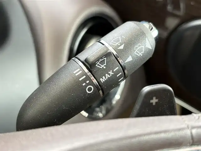 ジャガー ＸＪ プレミアムラグジュアリー 愛知県 2017(平29)年 4.7万km アルティメットブラック 純正ナビ(フルセグ/BT/USB/DVD/CD/AM/FM)/サンルーフ/アラウンドビューモニター/バックカメラ/電動リアゲート/ドライブレコーダー/ETC/レザーシート/パワーシート/シートヒーター/クルーズコントロール/パドルシフト/クリアランスソナー/ABS/横滑り防止装置/盗難防止装置/オートライト/ハンドルヒーター/電動格納式ミラー/パワーウィンドウ/パワーステアリング/純正アルミホイール/保証書/取扱説明書/スマートキー