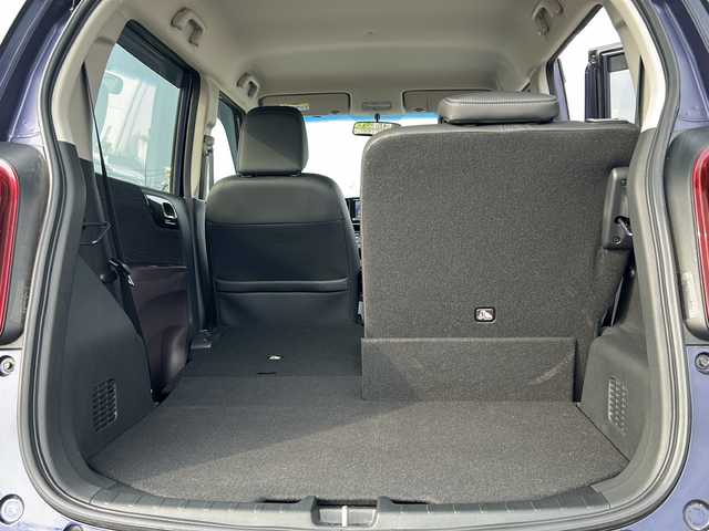 ホンダ Ｎ ＯＮＥ プレミアム 富山県 2015(平27)年 0.6万km プレミアムブルームーンパール 純正ナビ(ＡＭ、ＦＭ、ＢｌｕｅｔｏｏｔｈＡｕｄｉｏ、ＣＤ、ＤＶＤ)/(VXM-164VFi)　/スタッドレスタイヤＡＷセット　/バックカメラ　/スペアキー　/純正ビルトインＥＴＣ　/純正アルミ　/オートライト　/オートエアコン　/ワンセグＴＶ　/取扱説明書/保証書/記録簿/ナビ取扱説明書