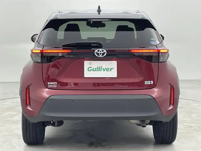 トヨタ ヤリスクロス ハイブリッド Z 福岡県 2020(令2)年 5.3万km ブラックマイカ/センシュアルレッドマイカ 純正８型ＤＡナビ（フルセグＴＶ）　/全方位カメラ　/３６０°ドラレコ　/ビルトインＥＴＣ　/ＡＣＣ　/コーナーセンサー　/衝突被害軽減ブレーキ　/レーンキープ　/ＢＳＭ　/ＲＣＴＡ　/ハーフレザー　/シートヒーター　/ＬＥＤ