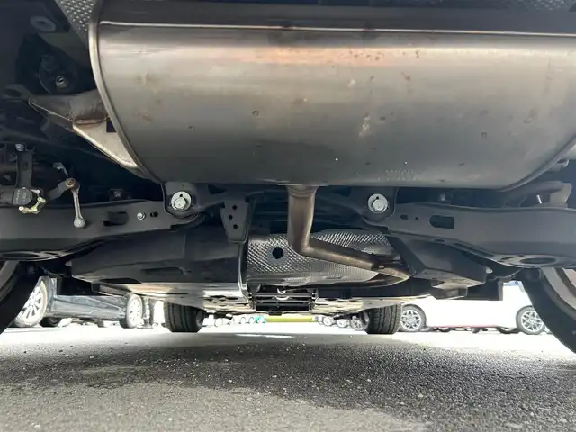 トヨタ Ｃ－ＨＲ G LEDエディション 静岡県 2017(平29)年 5.1万km シルバー エンジンスタートボタン/パワーステアリング/パワーウィンドウ/オートエアコン/スマートキー/スペアキー/クルーズコントロール/ETC/バックカメラ/純正ナビ（CD/DVD/BT/フルセグ）/純正ドライブレコーダー/純正フロアマット/純正アルミホイール/D席N席シートヒーター/ABS/コーナーセンサー前後/レーンキープアシスト/オートライト/オートマチックハイビーム/LEDヘッドライト/W＋サイドエアバック/カーテンエアバック/ドアバイザー