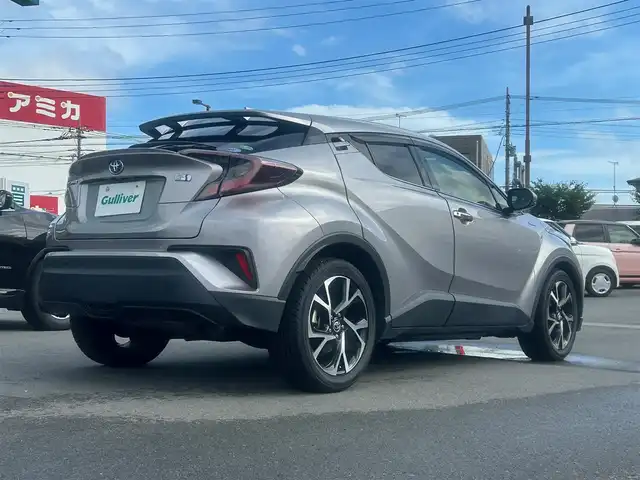 トヨタ Ｃ－ＨＲ G LEDエディション 静岡県 2017(平29)年 5.1万km シルバー エンジンスタートボタン/パワーステアリング/パワーウィンドウ/オートエアコン/スマートキー/スペアキー/クルーズコントロール/ETC/バックカメラ/純正ナビ（CD/DVD/BT/フルセグ）/純正ドライブレコーダー/純正フロアマット/純正アルミホイール/D席N席シートヒーター/ABS/コーナーセンサー前後/レーンキープアシスト/オートライト/オートマチックハイビーム/LEDヘッドライト/W＋サイドエアバック/カーテンエアバック/ドアバイザー