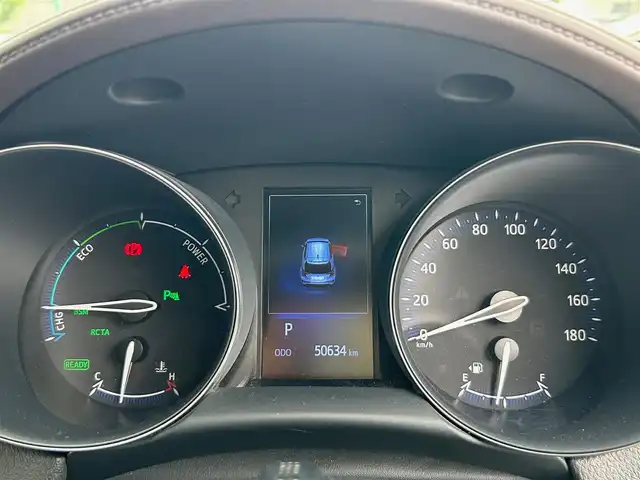 トヨタ Ｃ－ＨＲ G LEDエディション 静岡県 2017(平29)年 5.1万km シルバー エンジンスタートボタン/パワーステアリング/パワーウィンドウ/オートエアコン/スマートキー/スペアキー/クルーズコントロール/ETC/バックカメラ/純正ナビ（CD/DVD/BT/フルセグ）/純正ドライブレコーダー/純正フロアマット/純正アルミホイール/D席N席シートヒーター/ABS/コーナーセンサー前後/レーンキープアシスト/オートライト/オートマチックハイビーム/LEDヘッドライト/W＋サイドエアバック/カーテンエアバック/ドアバイザー