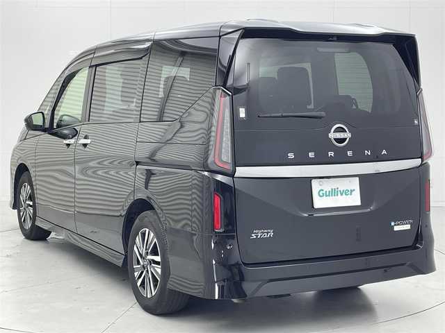 日産 セレナ e－パワー ハイウェイスター V 茨城県 2024(令6)年 1.9万km ダイヤモンドブラック 純正12.3型ナビ/全周囲カメラ/フルセグ/デジタルインナーミラー/プロパイロット/衝突被害軽減ブレーキ/車線逸脱抑制装置/オートマチックハイビーム/BSW/ソナー/両側電動スライドドア/ETC2.0/ドラレコ/シートヒーター/純正16インチAW/LEDヘッドライト/スマートキー