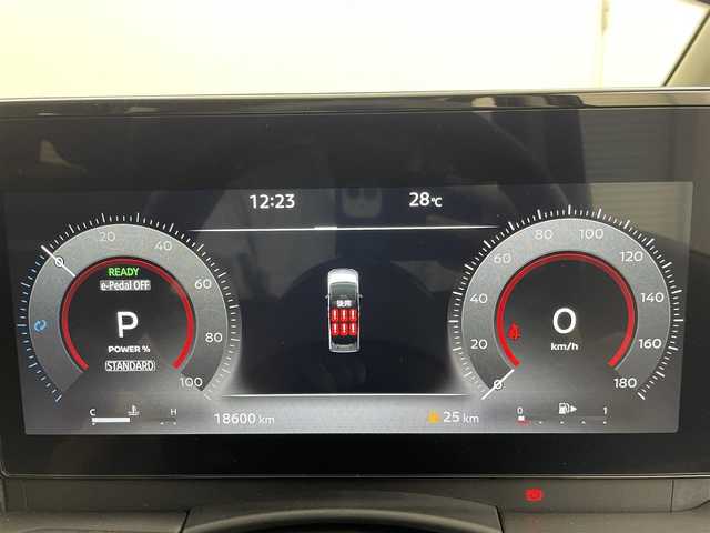 日産 セレナ e－パワー ハイウェイスター V 茨城県 2024(令6)年 1.9万km ダイヤモンドブラック 純正12.3型ナビ/全周囲カメラ/フルセグ/デジタルインナーミラー/プロパイロット/衝突被害軽減ブレーキ/車線逸脱抑制装置/オートマチックハイビーム/BSW/ソナー/両側電動スライドドア/ETC2.0/ドラレコ/シートヒーター/純正16インチAW/LEDヘッドライト/スマートキー