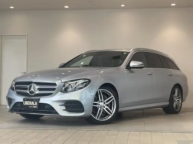 メルセデス・ベンツ Ｅ２５０ SW AVG スポーツ 本革 愛知県 2017(平29)年 6.4万km ダイヤモンドシルバー ＡＭＧラインＰＫＧ　/レザーＥＸＣ　/ＨＵＤ　/Ｂｕｒｍｅｓｔｅｒサウンド　/ＣＯＭＭＡＮＤナビ　/Ｂｌｕｅｔｏｏｔｈ　/フルセグＴＶ　/３６０度カメラ/ＡＣＣ　/ＬＫＡ　/ＬＤＷ　/ＢＳＭ　/ＥＴＣ　/アンビエントライト/パワーバックドア/プッシュスタート/アイドリングストップ/ウィンカーミラー