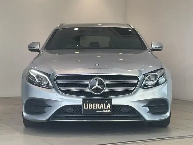 メルセデス・ベンツ Ｅ２５０ SW AVG スポーツ 本革 愛知県 2017(平29)年 6.4万km ダイヤモンドシルバー ＡＭＧラインＰＫＧ　/レザーＥＸＣ　/ＨＵＤ　/Ｂｕｒｍｅｓｔｅｒサウンド　/ＣＯＭＭＡＮＤナビ　/Ｂｌｕｅｔｏｏｔｈ　/フルセグＴＶ　/３６０度カメラ/ＡＣＣ　/ＬＫＡ　/ＬＤＷ　/ＢＳＭ　/ＥＴＣ　/アンビエントライト/パワーバックドア/プッシュスタート/アイドリングストップ/ウィンカーミラー