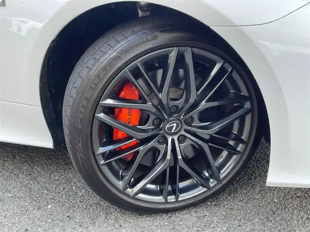 レクサス ＲＣ 350 Fスポーツ 神奈川県 2023(令5)年 0.9万km ホワイトノーヴァガラスフレーク ワンオーナー/赤革シート/純正OPエンケイ19インチAW/オレンジキャリパー/3眼LEDヘッドライト/純正メモリーナビ・地デジTV/純正CD/DVD/SD/MSV/USB/BT/Miracast/バックモニター/ビルトインETC2.0/レクサスセーフティシステム+/レーダークルーズコントロール/PCS/LTA/BSM/RSA/コーナーセンサー/オートハイビーム/前席パワーシート/シートヒーター/エアシート/ステアリングヒーター/前後ドライブレコーダー/パドルシフト/プッシュスタート/スマートキー×2/カードキー×1/R5/6/7年レクサス整備記録/保証書・取説あり