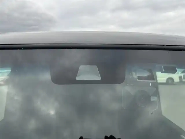 ホンダ Ｎ ＢＯＸ カスタム G L ターボ ホンダセンシング 栃木県 2019(令1)年 8.4万km クリスタルブラックパール Honda SENSING/ナビ装着用スペシャルパッケージ＋ETC車載器/社外ナビ　品番:MDV-D406BT/Bluetooth/CD/DVD/TV/ipod/バックカメラ/ドライブレコーダー/ETC/オートリトラミラー/アレルクリーンプラスシート/プラズマクラスター技術搭載フルオート・エアコンディショナー/純正15インチアルミホイール(ブラック塗装＋切削) /両側パワースライドドア/プライムスムース＆トリコットコンビシート/運転席＆助手席シートヒーター/前席用i-サイドエアバッグシステム＋/　サイドカーテンエアバッグシステム(前席/後席対応)/追従式クルーズコントロール/9灯式フルLEDヘッドライト/ドアバイザー/フロントベンチシート/本革巻ステアリングホイール&パドルシフト/本革巻セレクトノブ/充電用USBジャック