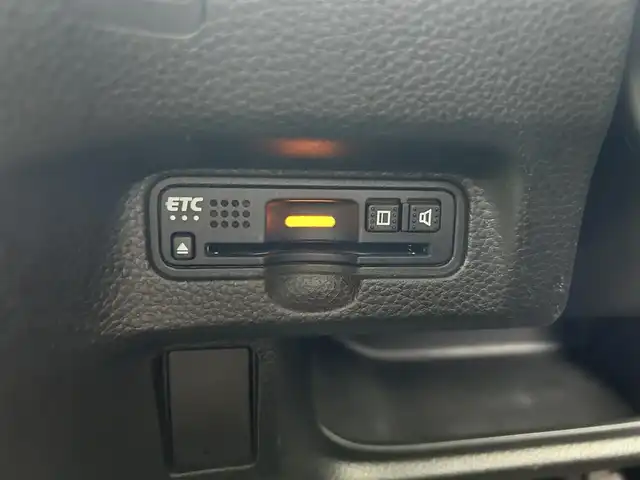 ホンダ Ｎ ＢＯＸ カスタム G L ターボ ホンダセンシング 栃木県 2019(令1)年 8.4万km クリスタルブラックパール Honda SENSING/ナビ装着用スペシャルパッケージ＋ETC車載器/社外ナビ　品番:MDV-D406BT/Bluetooth/CD/DVD/TV/ipod/バックカメラ/ドライブレコーダー/ETC/オートリトラミラー/アレルクリーンプラスシート/プラズマクラスター技術搭載フルオート・エアコンディショナー/純正15インチアルミホイール(ブラック塗装＋切削) /両側パワースライドドア/プライムスムース＆トリコットコンビシート/運転席＆助手席シートヒーター/前席用i-サイドエアバッグシステム＋/　サイドカーテンエアバッグシステム(前席/後席対応)/追従式クルーズコントロール/9灯式フルLEDヘッドライト/ドアバイザー/フロントベンチシート/本革巻ステアリングホイール&パドルシフト/本革巻セレクトノブ/充電用USBジャック