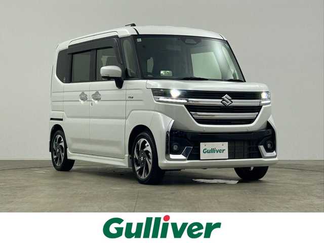 スズキ スペーシア カスタム HYBRID XS 大阪府 2024(令6)年 0.3万km ピュアホワイトP 禁煙車/スズキセーフティサポート/・デュアルセンサーブレーキサポート/・誤発進抑制機能/・車線逸脱警報/・アダプティブクルーズコントロール/・ブラインドスポットモニタリング/・リアビューカメラ/両側パワースライドドア/スズキコネクトナビ/アラウンドビューモニター/LEDオートライト/ハーフレザーシート/シートヒーター/純正15インチアルミホイール/アイドリングストップ/USBポート/プッシュスタート/スマートキー