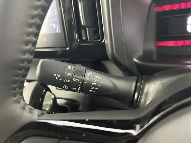 スズキ スペーシア カスタム HYBRID XS 大阪府 2024(令6)年 0.3万km ピュアホワイトP 禁煙車/スズキセーフティサポート/・デュアルセンサーブレーキサポート/・誤発進抑制機能/・車線逸脱警報/・アダプティブクルーズコントロール/・ブラインドスポットモニタリング/・リアビューカメラ/両側パワースライドドア/スズキコネクトナビ/アラウンドビューモニター/LEDオートライト/ハーフレザーシート/シートヒーター/純正15インチアルミホイール/アイドリングストップ/USBポート/プッシュスタート/スマートキー