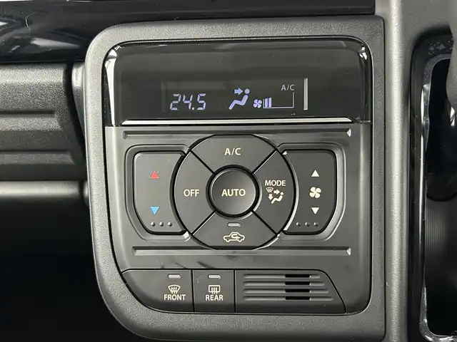 スズキ スペーシア カスタム HYBRID XS 大阪府 2024(令6)年 0.3万km ピュアホワイトP 禁煙車/スズキセーフティサポート/・デュアルセンサーブレーキサポート/・誤発進抑制機能/・車線逸脱警報/・アダプティブクルーズコントロール/・ブラインドスポットモニタリング/・リアビューカメラ/両側パワースライドドア/スズキコネクトナビ/アラウンドビューモニター/LEDオートライト/ハーフレザーシート/シートヒーター/純正15インチアルミホイール/アイドリングストップ/USBポート/プッシュスタート/スマートキー