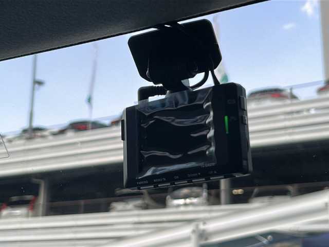 トヨタ ルーミー カスタムG 広島県 2022(令4)年 3.6万km レーザーブルークリスタルシャイン 禁煙/ワンオーナー/純正9インチナビ/CD/DVD/DTV/Bluetooth/USB/HDMI/パノラミックビューモニター/デジタルインナーミラー/レーダークルーズコントロール/両側パワースライドドア/シートヒーター/LEDオートライト/オートライト/前後ドライブレコーダー/社外AW付スタッドレス積み込み/コーナーセンサー/ビルトインETC/アイドリングストップ/スマートキー/スペアキー/純正フロアマット/純正ドアバイザー/ステアリングスイッチ/電子パーキング