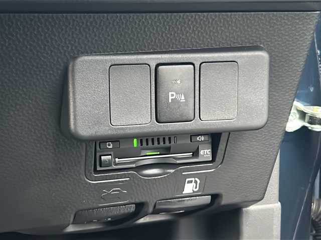 トヨタ ルーミー カスタムG 広島県 2022(令4)年 3.6万km レーザーブルークリスタルシャイン 禁煙/ワンオーナー/純正9インチナビ/CD/DVD/DTV/Bluetooth/USB/HDMI/パノラミックビューモニター/デジタルインナーミラー/レーダークルーズコントロール/両側パワースライドドア/シートヒーター/LEDオートライト/オートライト/前後ドライブレコーダー/社外AW付スタッドレス積み込み/コーナーセンサー/ビルトインETC/アイドリングストップ/スマートキー/スペアキー/純正フロアマット/純正ドアバイザー/ステアリングスイッチ/電子パーキング