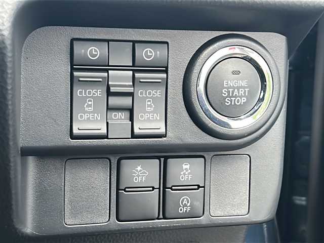 トヨタ ルーミー カスタムG 広島県 2022(令4)年 3.6万km レーザーブルークリスタルシャイン 禁煙/ワンオーナー/純正9インチナビ/CD/DVD/DTV/Bluetooth/USB/HDMI/パノラミックビューモニター/デジタルインナーミラー/レーダークルーズコントロール/両側パワースライドドア/シートヒーター/LEDオートライト/オートライト/前後ドライブレコーダー/社外AW付スタッドレス積み込み/コーナーセンサー/ビルトインETC/アイドリングストップ/スマートキー/スペアキー/純正フロアマット/純正ドアバイザー/ステアリングスイッチ/電子パーキング