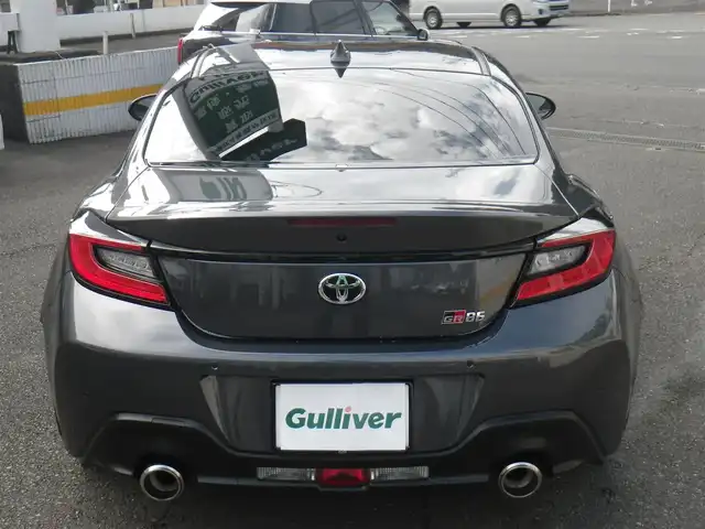 トヨタ ＧＲ８６ RZ 神奈川県 2023(令5)年 0.8万km マグネタイトグレーメタリック 6速MT/アイサイトコアテクノロジー/・プリクラッシュセーフティ/・車線逸脱警報/・ふらつき警報/・先行車発進お知らせ機能/・追従機能付クルーズコントロール/・クリアランスソナー/ワンオーナー/登録時7652km/純正9インチナビ　フルセグTV/（Bluetooth/DVD再生可/HDMI/USB/SD/レコーダーリンク）/バックカメラ/後側方警戒支援システム/GRドアスタビライザー/GRエアロスタビライングカバー/ドアミラーオートシステム/ハーフレザーシート/シートヒーター/LEDヘッドランプ/ハイビームアシスト/純正ドライブレコーダー/純正LEDルームランプ/純正2.0ETC/スマートキーx2/取説書/保証書/点検記録（全てトヨタディーラーで実施）/　R6/11  R7/10