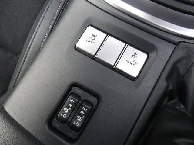 トヨタ ＧＲ８６ RZ 神奈川県 2023(令5)年 0.8万km マグネタイトグレーメタリック 6速MT/アイサイトコアテクノロジー/・プリクラッシュセーフティ/・車線逸脱警報/・ふらつき警報/・先行車発進お知らせ機能/・追従機能付クルーズコントロール/・クリアランスソナー/ワンオーナー/登録時7652km/純正9インチナビ　フルセグTV/（Bluetooth/DVD再生可/HDMI/USB/SD/レコーダーリンク）/バックカメラ/後側方警戒支援システム/GRドアスタビライザー/GRエアロスタビライングカバー/ドアミラーオートシステム/ハーフレザーシート/シートヒーター/LEDヘッドランプ/ハイビームアシスト/純正ドライブレコーダー/純正LEDルームランプ/純正2.0ETC/スマートキーx2/取説書/保証書/点検記録（全てトヨタディーラーで実施）/　R6/11  R7/10