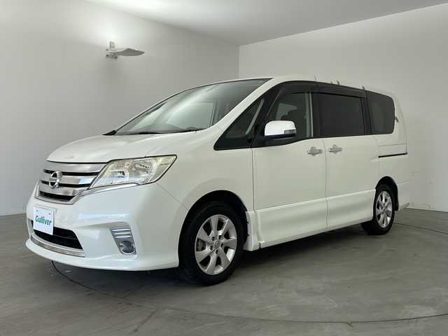 日産 セレナ ハイウェイスター Jパッケージ 兵庫県 2011(平23)年 7.6万km ブリリアントホワイトパール ・純正ナビ/CD/DVD/TV/HDD/Bluetooth/USB/・バックカメラ/・ビルトインETC/・クルーズコントロール/・両側パワースライドドア/・デュアルエアコン/・HIDヘッドライト/・オートライト/・フォグランプ/・スマートキー/・ウインカー付きドアミラー