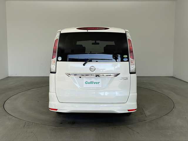 日産 セレナ ハイウェイスター Jパッケージ 兵庫県 2011(平23)年 7.6万km ブリリアントホワイトパール ・純正ナビ/CD/DVD/TV/HDD/Bluetooth/USB/・バックカメラ/・ビルトインETC/・クルーズコントロール/・両側パワースライドドア/・デュアルエアコン/・HIDヘッドライト/・オートライト/・フォグランプ/・スマートキー/・ウインカー付きドアミラー