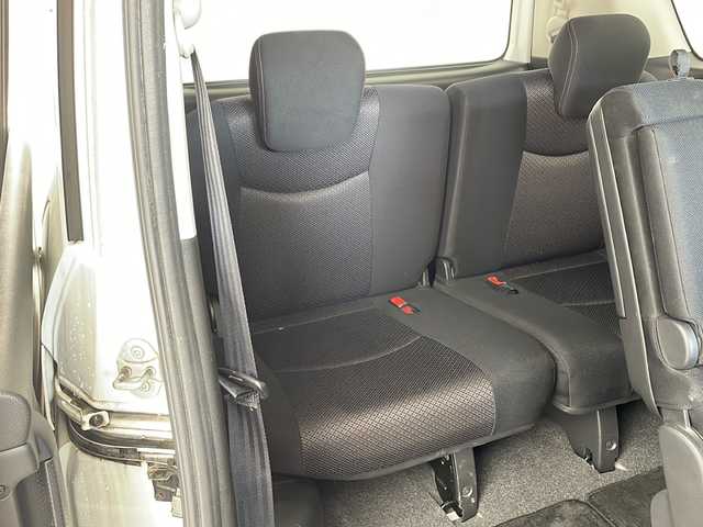 日産 セレナ ハイウェイスター Jパッケージ 兵庫県 2011(平23)年 7.6万km ブリリアントホワイトパール ・純正ナビ/CD/DVD/TV/HDD/Bluetooth/USB/・バックカメラ/・ビルトインETC/・クルーズコントロール/・両側パワースライドドア/・デュアルエアコン/・HIDヘッドライト/・オートライト/・フォグランプ/・スマートキー/・ウインカー付きドアミラー