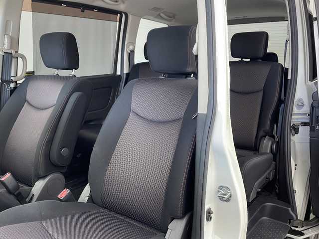 日産 セレナ ハイウェイスター Jパッケージ 兵庫県 2011(平23)年 7.6万km ブリリアントホワイトパール ・純正ナビ/CD/DVD/TV/HDD/Bluetooth/USB/・バックカメラ/・ビルトインETC/・クルーズコントロール/・両側パワースライドドア/・デュアルエアコン/・HIDヘッドライト/・オートライト/・フォグランプ/・スマートキー/・ウインカー付きドアミラー