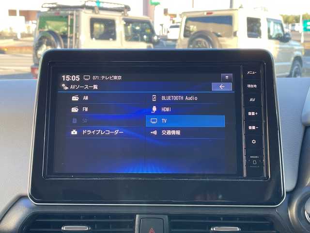 日産 デイズ X 千葉県 2022(令4)年 1.4万km フローズンバニラパール/アッシュブラウンM ９インチナビＭＭ２２２Ｄ－Ｌ　全方位カメラ　フルセグ　ＢＴ　ＨＤＭＩ　ＵＳＢ　スマートキー　プッシュスタート　エマージェンシーブレーキ　フローズンバニラパールツートンカラー　１４インチＡＷ